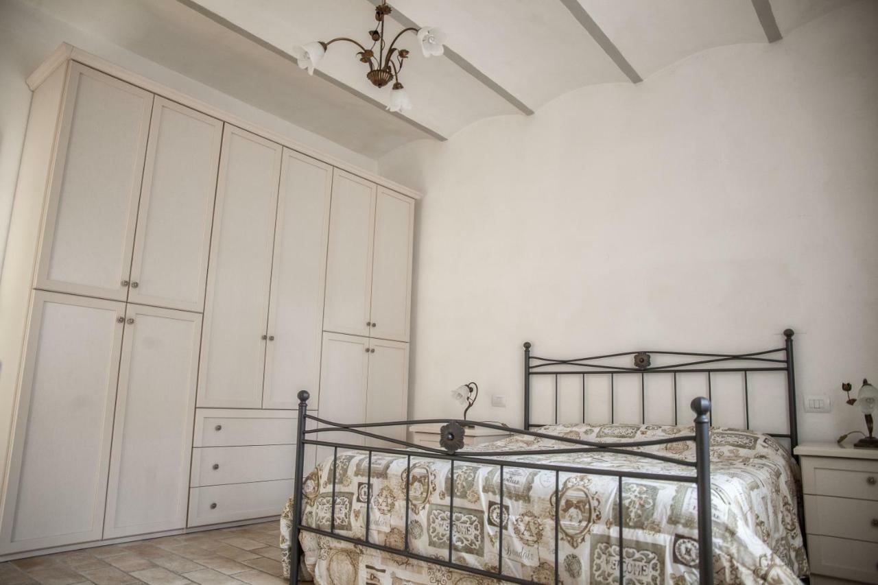 Villa Elvira Ambra Eksteriør bilde